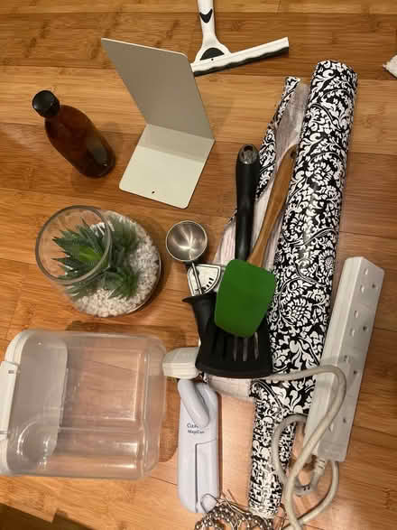 Photo of free Home Items (Russell Square WC1N) #1