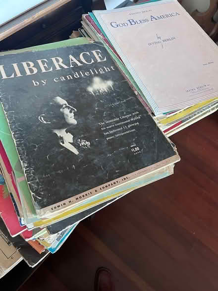 Photo of free Vintage piano music (Larkspur) #1