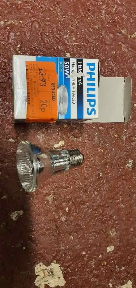 Photo of free 50w halogen lamp ES PAR20 (CT2) #1
