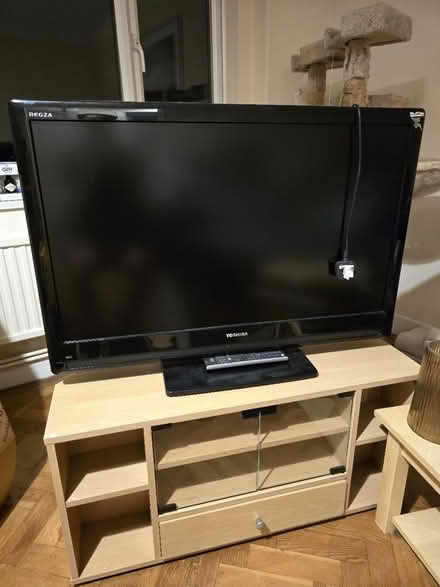 Photo of free TV Toshiba 37XV55D (Finchley Central) #1