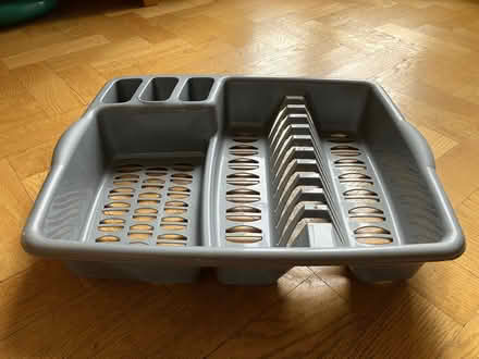 Photo of free Dish draining rack (Canonbury N1) #2