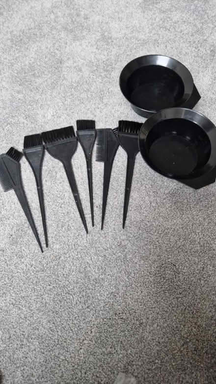 Photo of free Hair dyeing bits (Bay Horse) #1