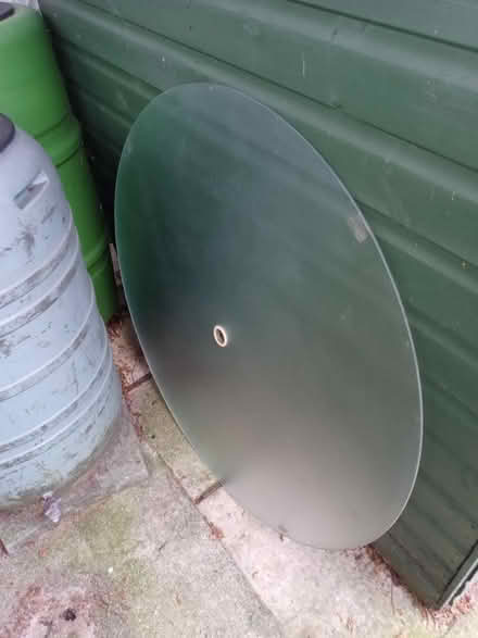 Photo of free 100cm round glass garden table top (Ruislip HA4) #1