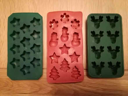 Photo of free Xmas ice cube trays (GU9) #1