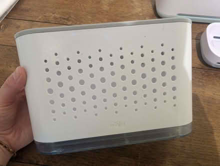 Photo of free Soap dish, toothbrush holder and sink tidy (Woodley RG5) #2