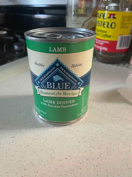 Photo of free 5 cans of blue buffalo dog food (Mount Vernon) #1