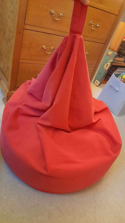 Photo of free bean bag approx 2 metres across (Swainsthorpe NR14) #1