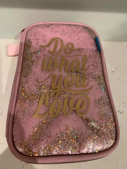 Photo of free Glittery lunchbox (Pirbright GU24) #1