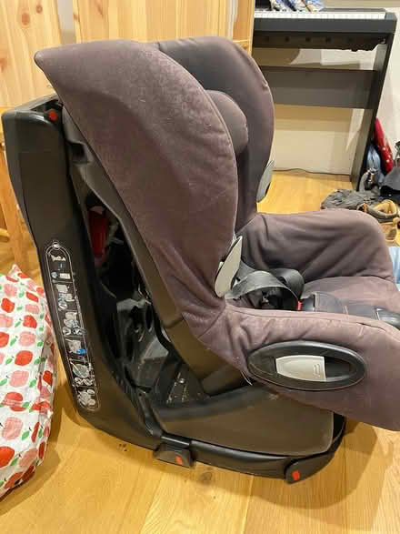 Photo of free Car seat (Whiteshill GL6) #2