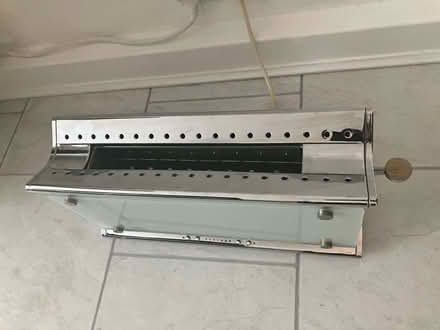 Photo of free WORKING Russell Hobbs Toaster (Bloomsbury WC1H) #2