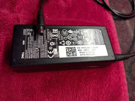 Photo of Dell 65W round pin charger (Lower Earley RG6) #1