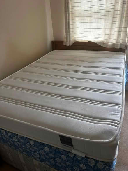Photo of free Queen size mattress (Venniet Close) #2