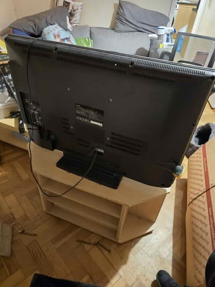 Photo of free TV Toshiba 37XV55D (Finchley Central) #2