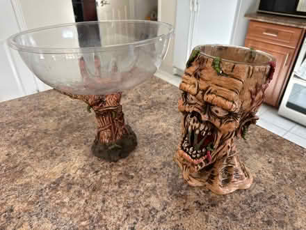 Photo of free Halloween decor zombie chip and dip (Folkway drive. Mississauga) #1