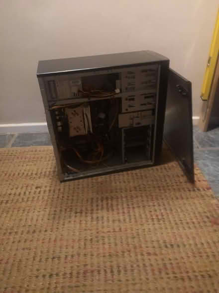 Photo of free Old homebrew PC tower (West Malvern CP WR14) #1