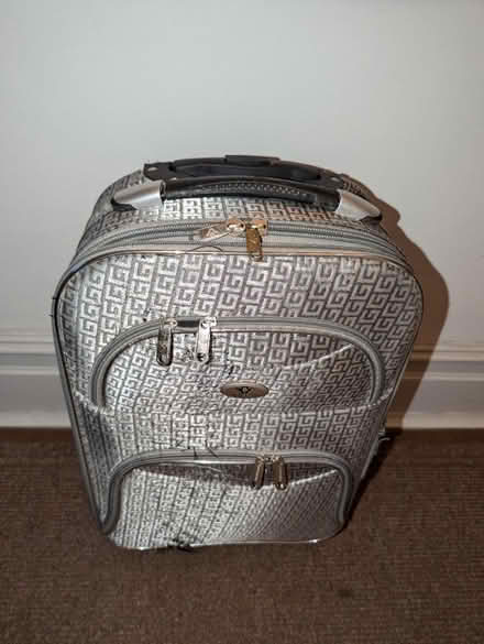 Photo of free Small suitcase (PO4) #1
