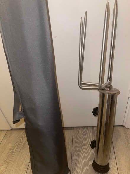 Photo of free holder ground spike - Parasol (W13) #2