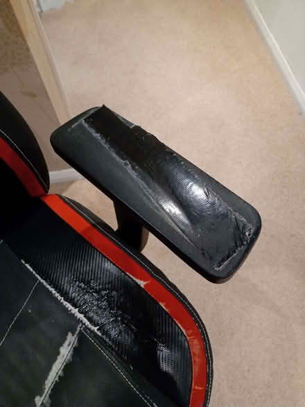 Photo of free Office / Game chair (Cholsey OX10) #4