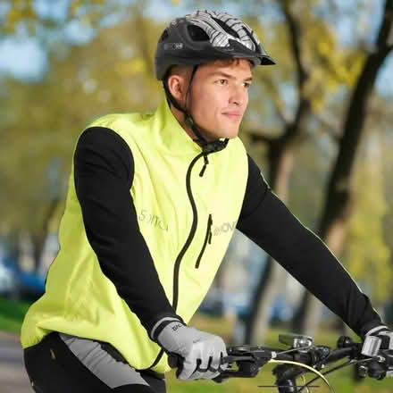 Photo of free Proviz Switch Men's Cycling Gilet - Yellow / Reflective (Lower Walkley S6) #2