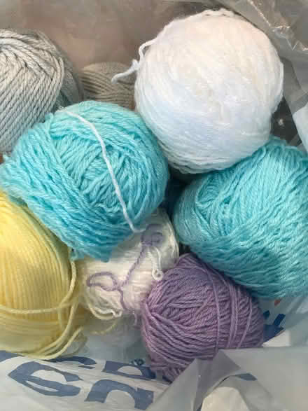 Photo of free Double knit acrylic yarn (Hitchin) #1