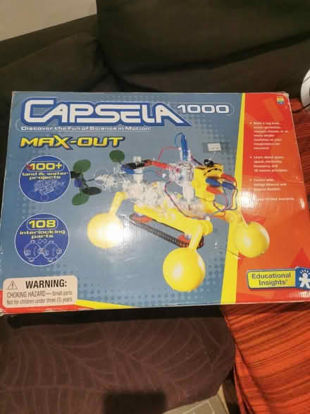 Photo of free Capsela 1000 science play set (Forest Hill) #1