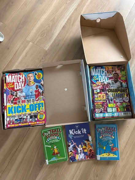 Photo of free Match of the Day magazines (HP15 Holmer Green) #1