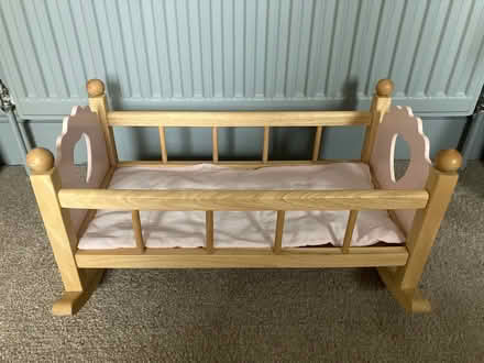 Photo of free Dolls crib (Hemel Hempstead HP3) #1