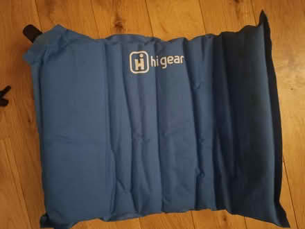 Photo of free Hi Gear inflatable pillow (Shandon EH11) #2