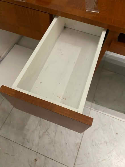 Photo of free Computer desk FiDi (Financial District 10005) #4