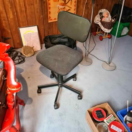 Photo of free Office chair (Raynes Park SW20) #1