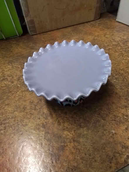 Photo of free 2 Eleanor Bowmer mini stands (Fords Farm RG31) #2