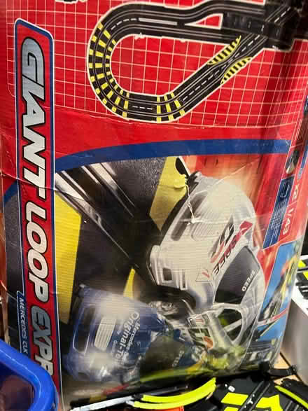 Photo of free Scalextric-type race track (Luton, LU3) #1