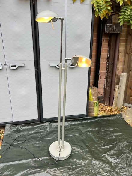 Photo of free Dual lamp (halogen bulbs), ‘silver’ (Blaby, Leicestershire LE8) #4