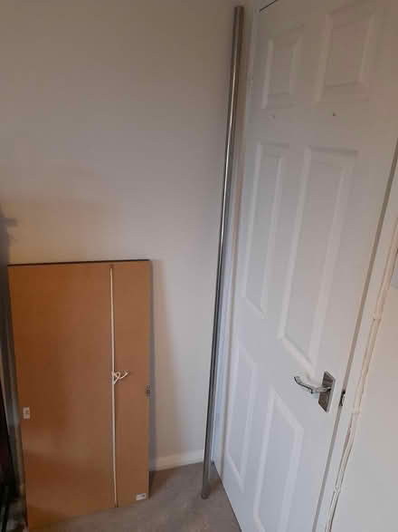 Photo of free 2m metal pole (kendal LA9) #2
