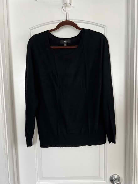Photo of free 7 Women’s Sweaters L & XL (Big Bethel/Saunders HPT) #3