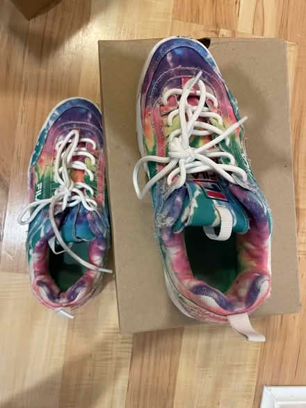 Photo of free Size 5 Chunky trainers (Roehampton. SW15) #3