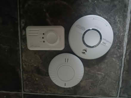 Photo of free Fire alarms and carbon monoxide detector (Shandon EH11) #1