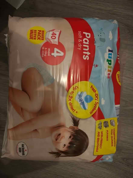 Photo of free Baby girl clothes and bits, mainly 9m+ (Shiregreen S5) #3