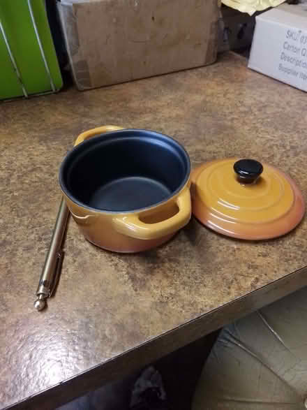 Photo of free 6 mini casserole dishes - orange (Fords Farm RG31) #2