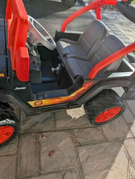 Photo of free Power Wheels Jeep Wrangler (Kings Park) #2