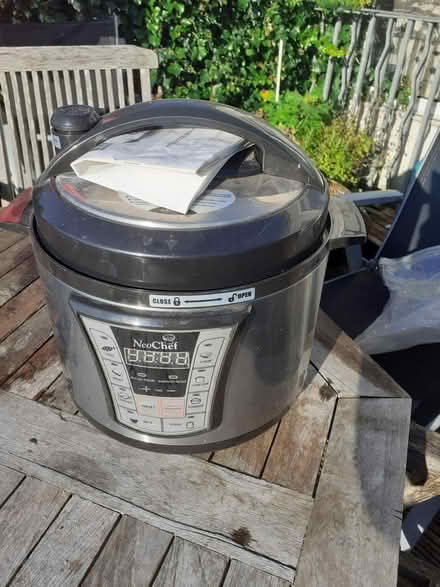 Photo of free hot pot with manual (Bowbridge GL5) #1