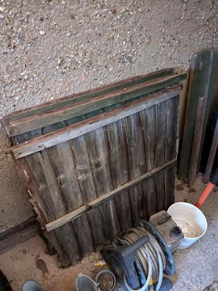 Photo of free Fence panel wood to burn for bonfire night! (Cowley OX4) #2
