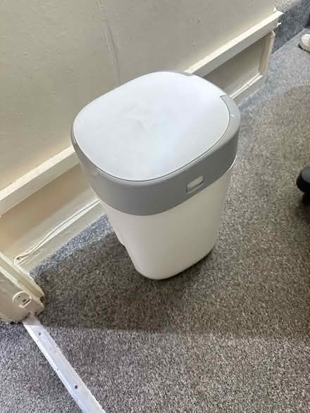 Photo of free Nappy bin (SE5 camberwell) #1
