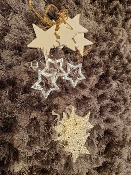Photo of free White/Cream Star Christmas Tree decorations (Shinfield RG2) #1