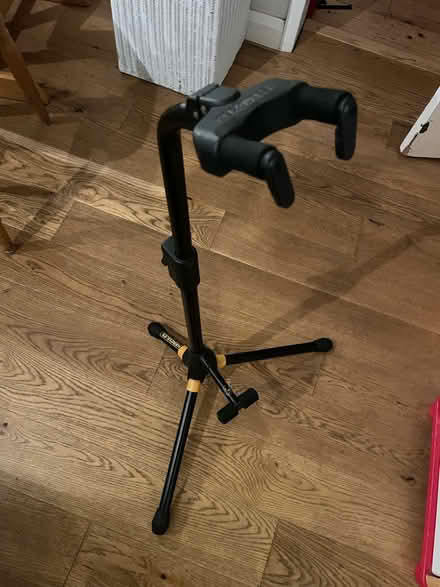 Photo of free Guitar stand (Landport, lewes) #1