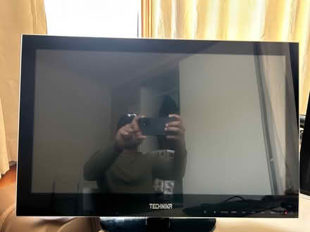 Photo of free 24 inch TV Monitor (Mitcham CR4) #3