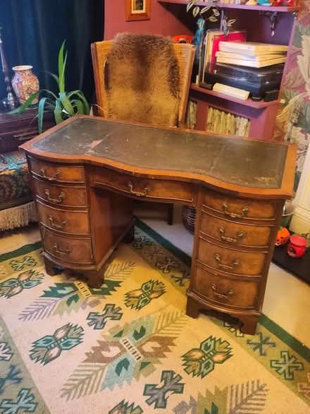 Photo of free Desk (Thornton Heath CR7) #1