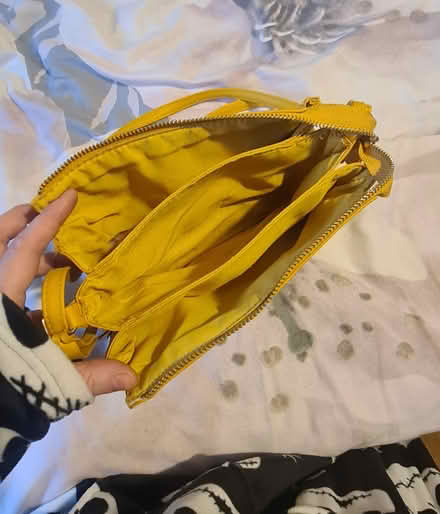Photo of free Yellow bag (CH44 Wirral) #1