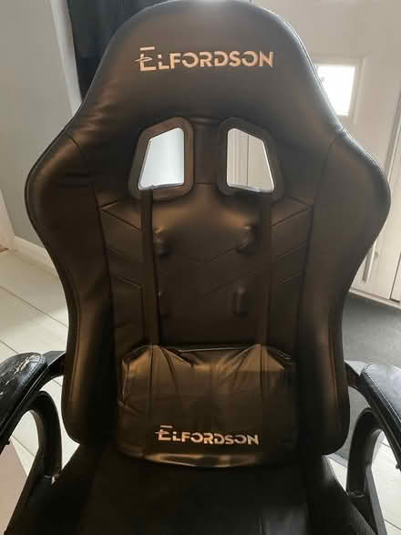 Photo of free Gaming Chair (Shepperton TW17) #2