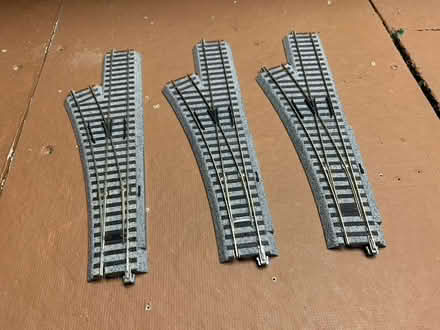 Photo of free HO Scale Kato raised roadbed track (Barrhaven -- Stonebridge) #4